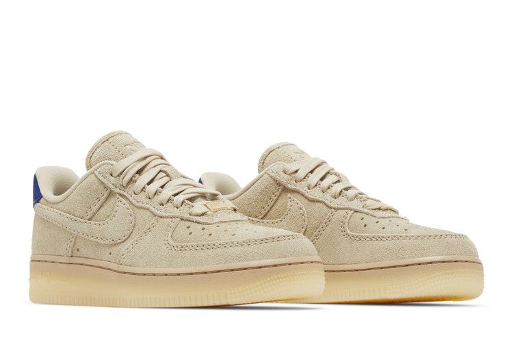 Nike Air Force 1 Low &