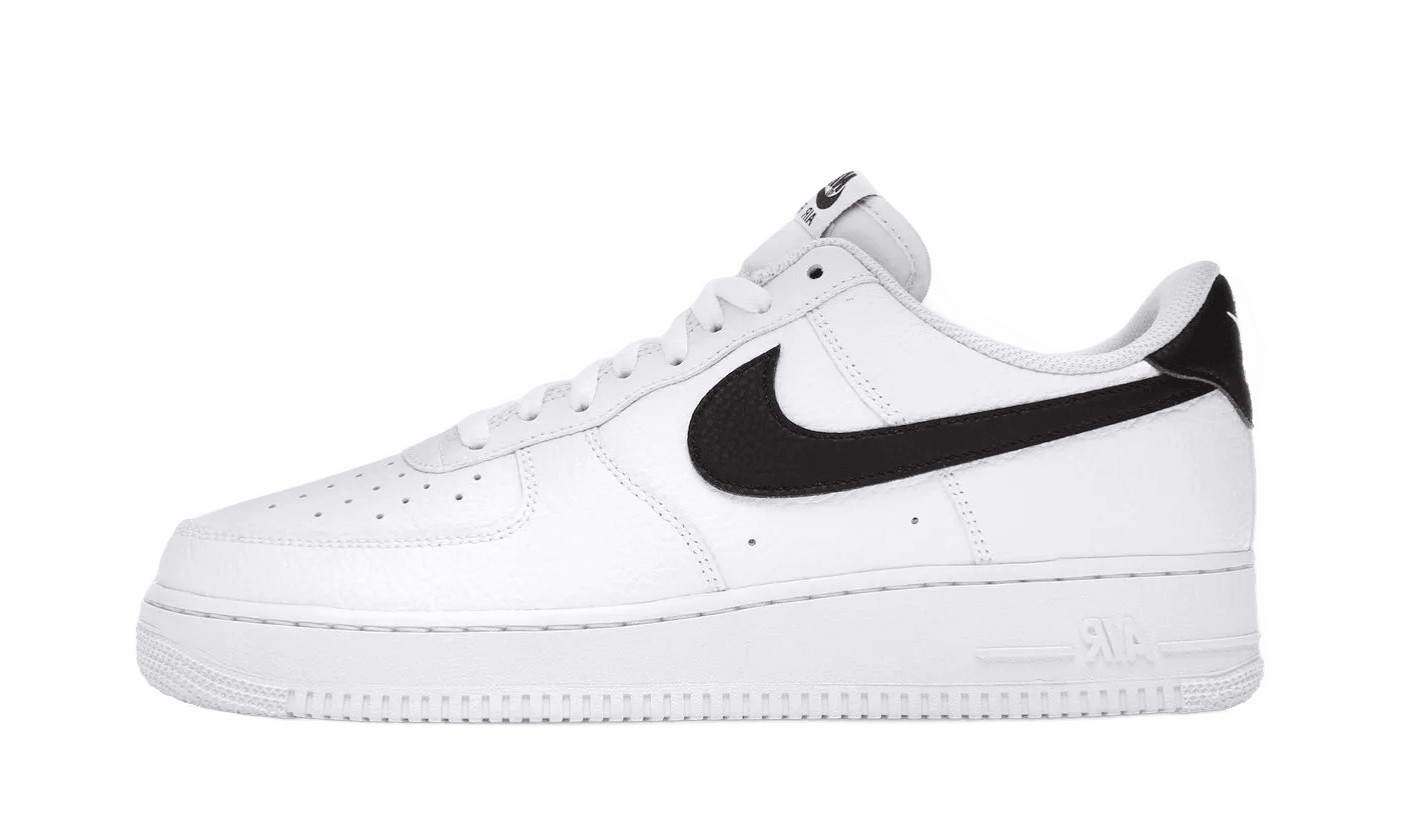 Nike Air Force 1 Low &