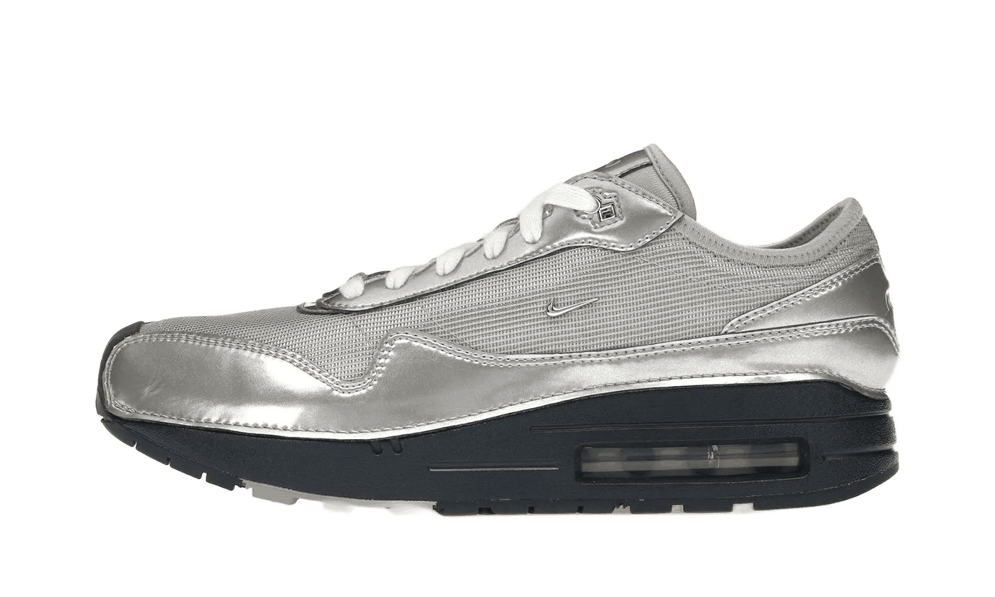 Nike Air Max 1 &