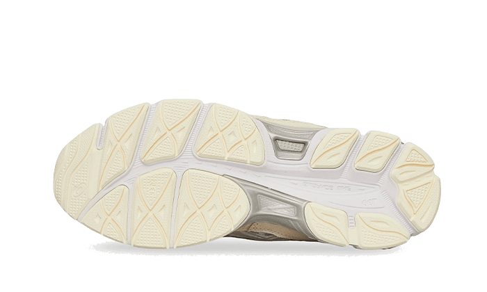 gel-nyc-white-oyster-grey-raven-sneakers