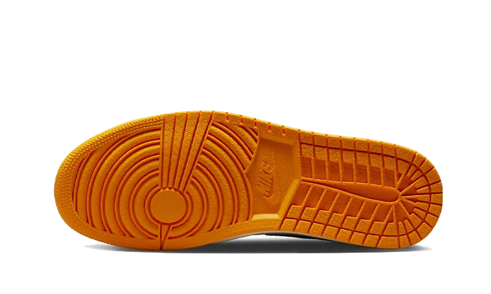 air-jordan-1-retro-high-og-yellow-toe-raven-sneakers