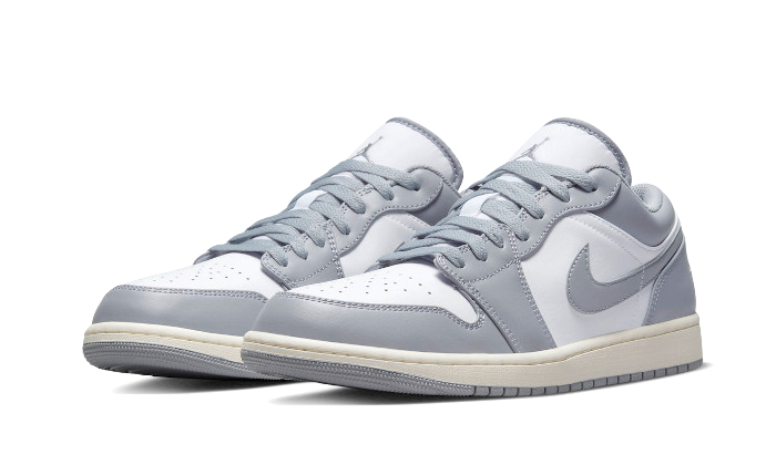 air-jordan-1-low-vintage-grey-raven-sneakers