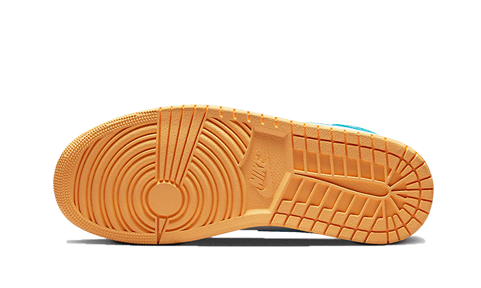 air-jordan-1-mid-aquatone-raven-sneakers
