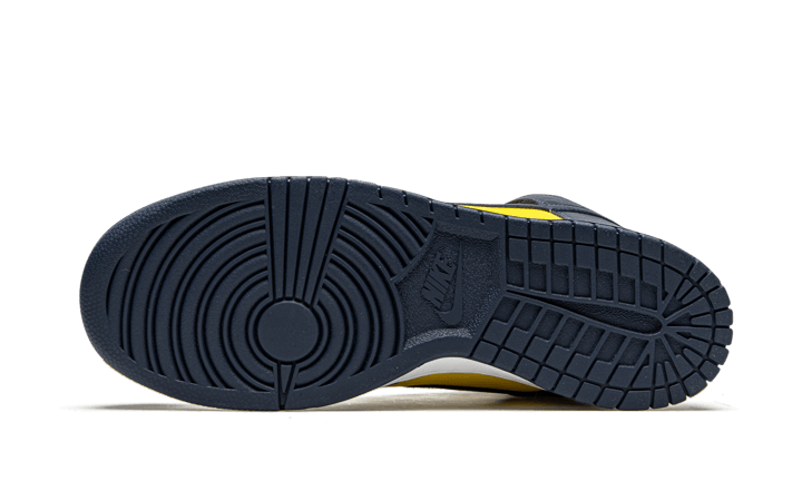 dunk-high-maize--blue-michigan-raven-sneakers