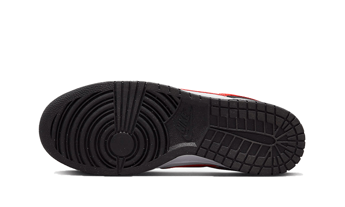 dunk-low-black-white-red-raven-sneakers
