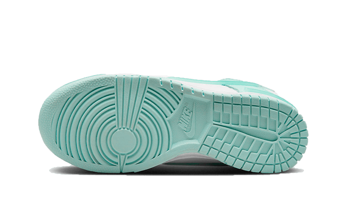 dunk-low-twist-jade-ice-raven-sneakers