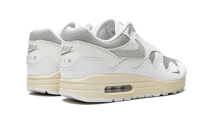 air-max-1-patta-white-grey-raven-sneakers