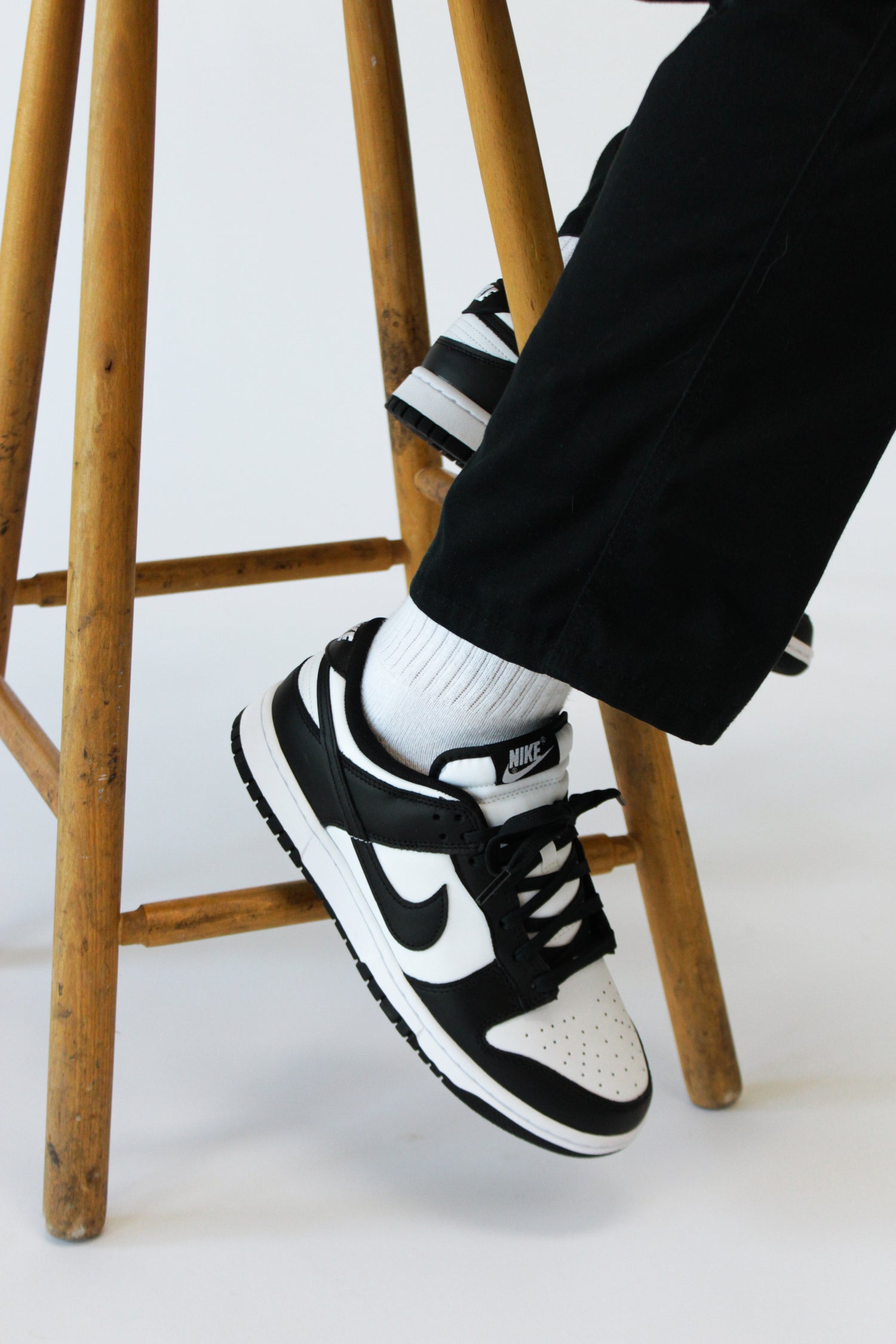 Dunk Low Black White