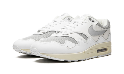 air-max-1-patta-white-grey-raven-sneakers