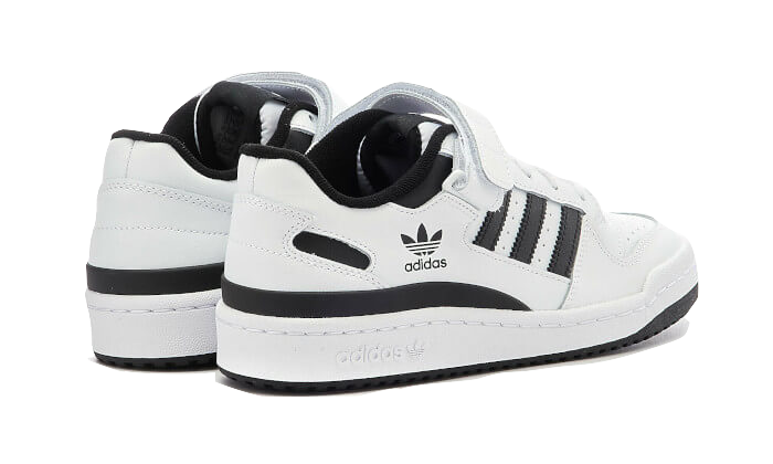 forum-low-white-black-raven-sneakers