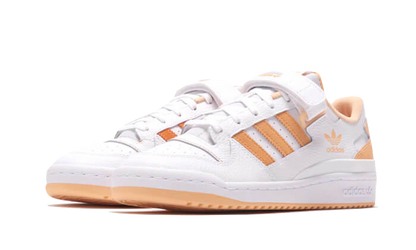 forum-low-cloud-white-pulse-amber-raven-sneakers