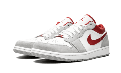 air-jordan-1-low-se-light-smoke-grey-gym-red-raven-sneakers