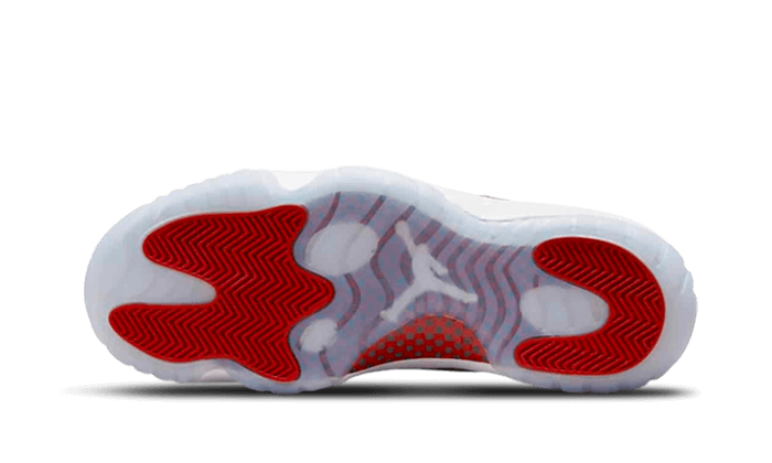 air-jordan-11-retro-cherry-2022-raven-sneakers