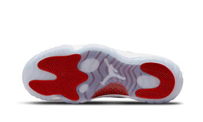 air-jordan-11-retro-cherry-2022-raven-sneakers