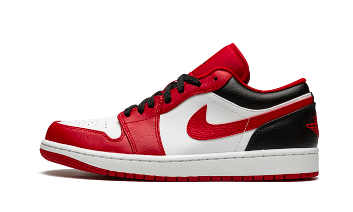 air-jordan-1-low-bulls-raven-sneakers