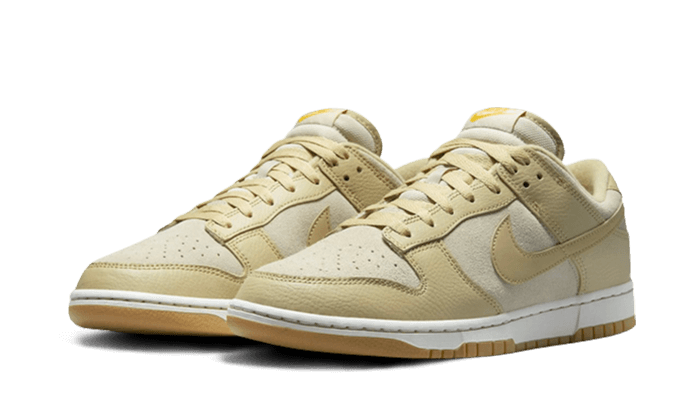 dunk-low-khaki-suede-gum-raven-sneakers