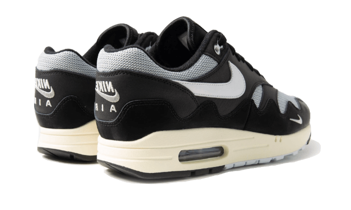 air-max-1-patta-black-grey-special-box--bracelet-raven-sneakers