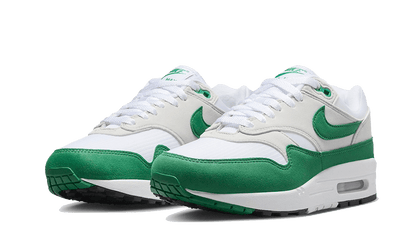 Nike Air Max 1 &