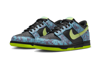 dunk-low-acid-wash-raven-sneakers