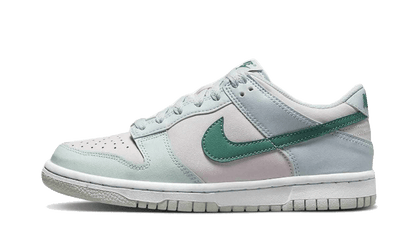 dunk-low-mineral-teal-raven-sneakers