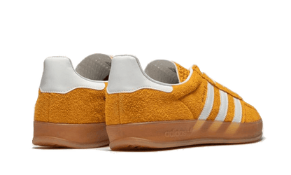 gazelle-indoor-orange-peel-raven-sneakers