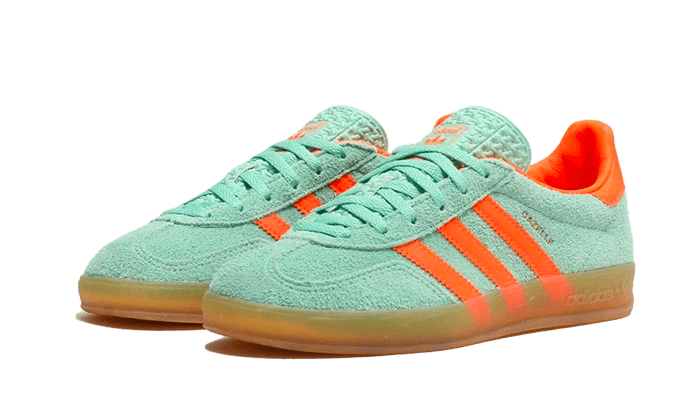 gazelle-indoor-pulse-mint-raven-sneakers