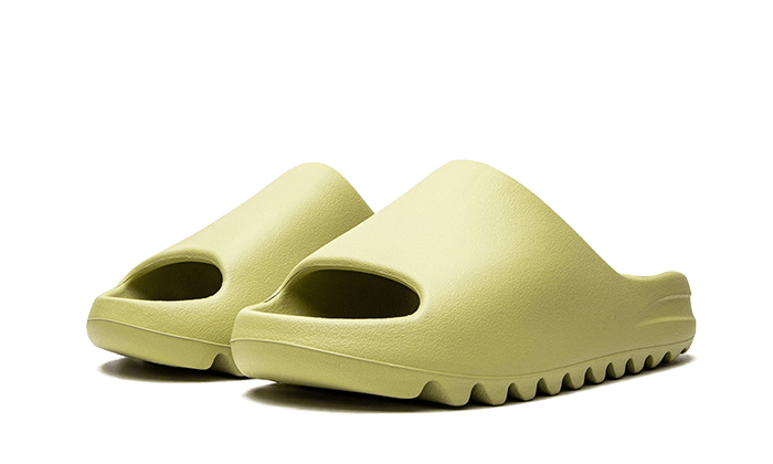 yeezy-slide-resin-restock-pair-raven-sneakers