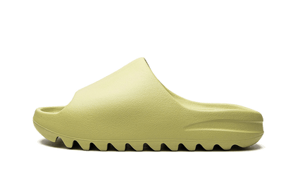 yeezy-slide-resin-restock-pair-raven-sneakers