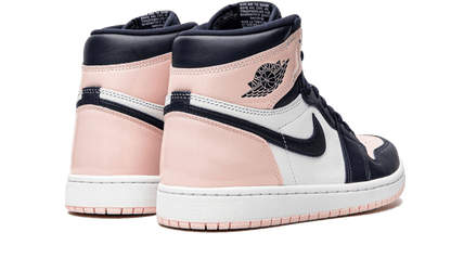 air-jordan-1-high-og-atmosphere-bubble-gum-raven-sneakers