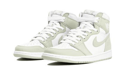 air-jordan-1-high-og-seafoam-raven-sneakers