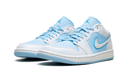 air-jordan-1-low-se-reverse-ice-blue-raven-sneakers