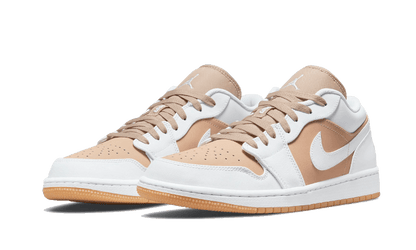 air-jordan-1-low-hemp-white-raven-sneakers