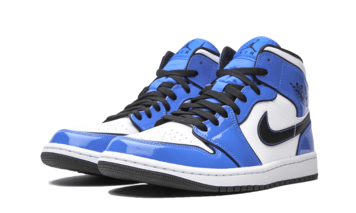 air-jordan-1-mid-signal-blue-raven-sneakers