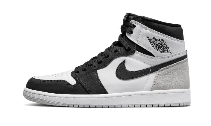 air-jordan-1-retro-high-og-bleached-coral-raven-sneakers