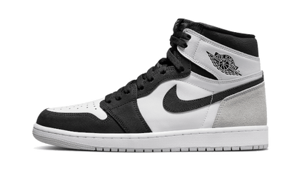 air-jordan-1-retro-high-og-bleached-coral-raven-sneakers