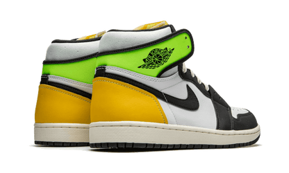 air-jordan-1-retro-high-og-volt-gold-raven-sneakers