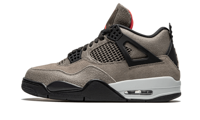 air-jordan-4-taupe-haze-raven-sneakers