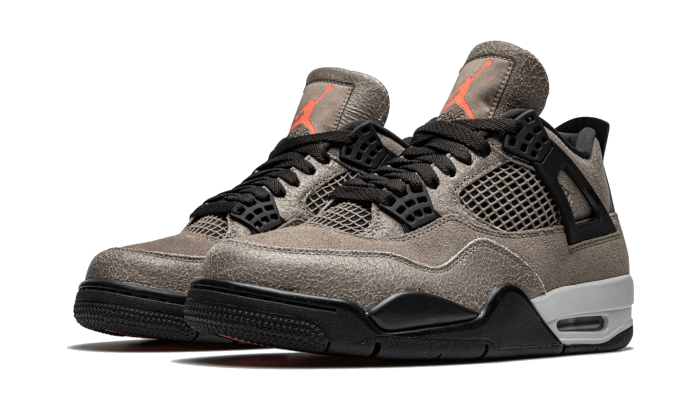 air-jordan-4-taupe-haze-raven-sneakers