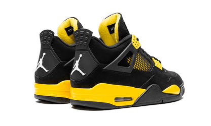 air-jordan-4-retro-thunder-2023-raven-sneakers