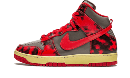 dunk-high-1985-red-acid-wash-raven-sneakers