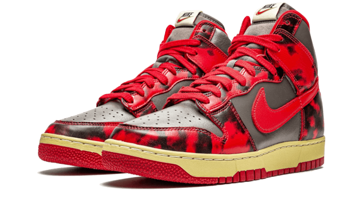 dunk-high-1985-red-acid-wash-raven-sneakers