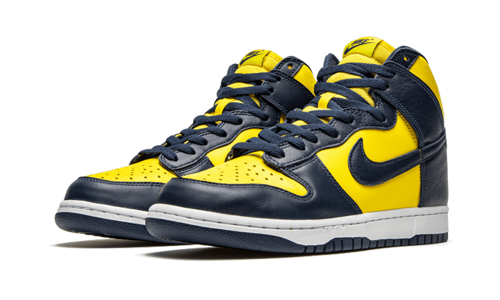 dunk-high-maize--blue-michigan-raven-sneakers