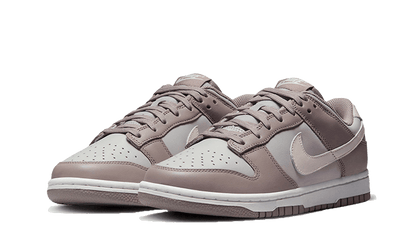 dunk-low-bone-beige-raven-sneakers