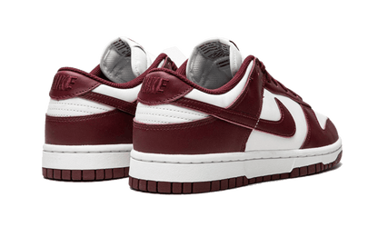 dunk-low-bordeaux-raven-sneakers