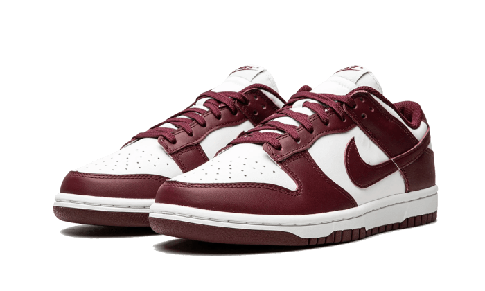 dunk-low-bordeaux-raven-sneakers