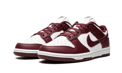 dunk-low-bordeaux-raven-sneakers