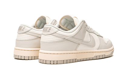 dunk-low-light-bone-raven-sneakers