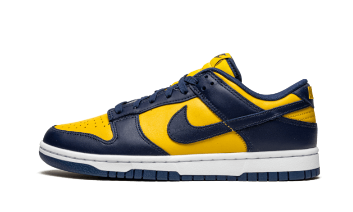 dunk-low-michigan-raven-sneakers