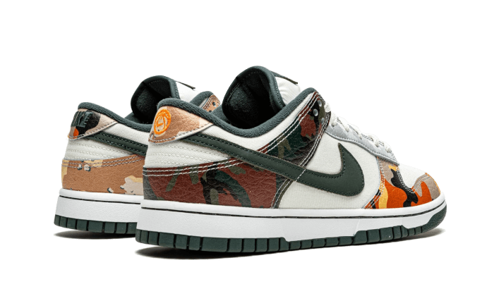 dunk-low-se-sail-multi-camo-raven-sneakers