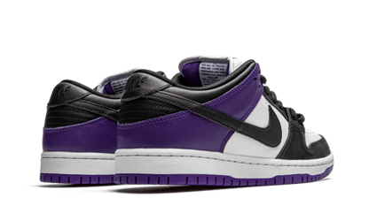 dunk-sb-low-court-purple-raven-sneakers